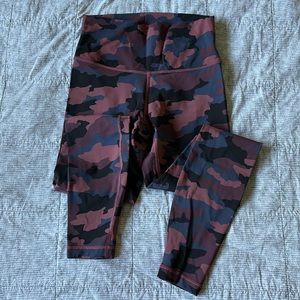 Wunder Under High rise tight 28”